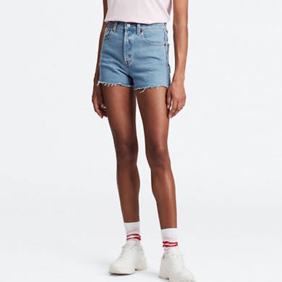 Levi's Size 28‎ Ribcage Cut Off Denim Jean Shorts - Picture 10 of 10